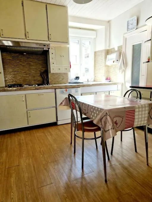 Дом отдыха Gite La Scierie, Maison Familiale, Лайоль